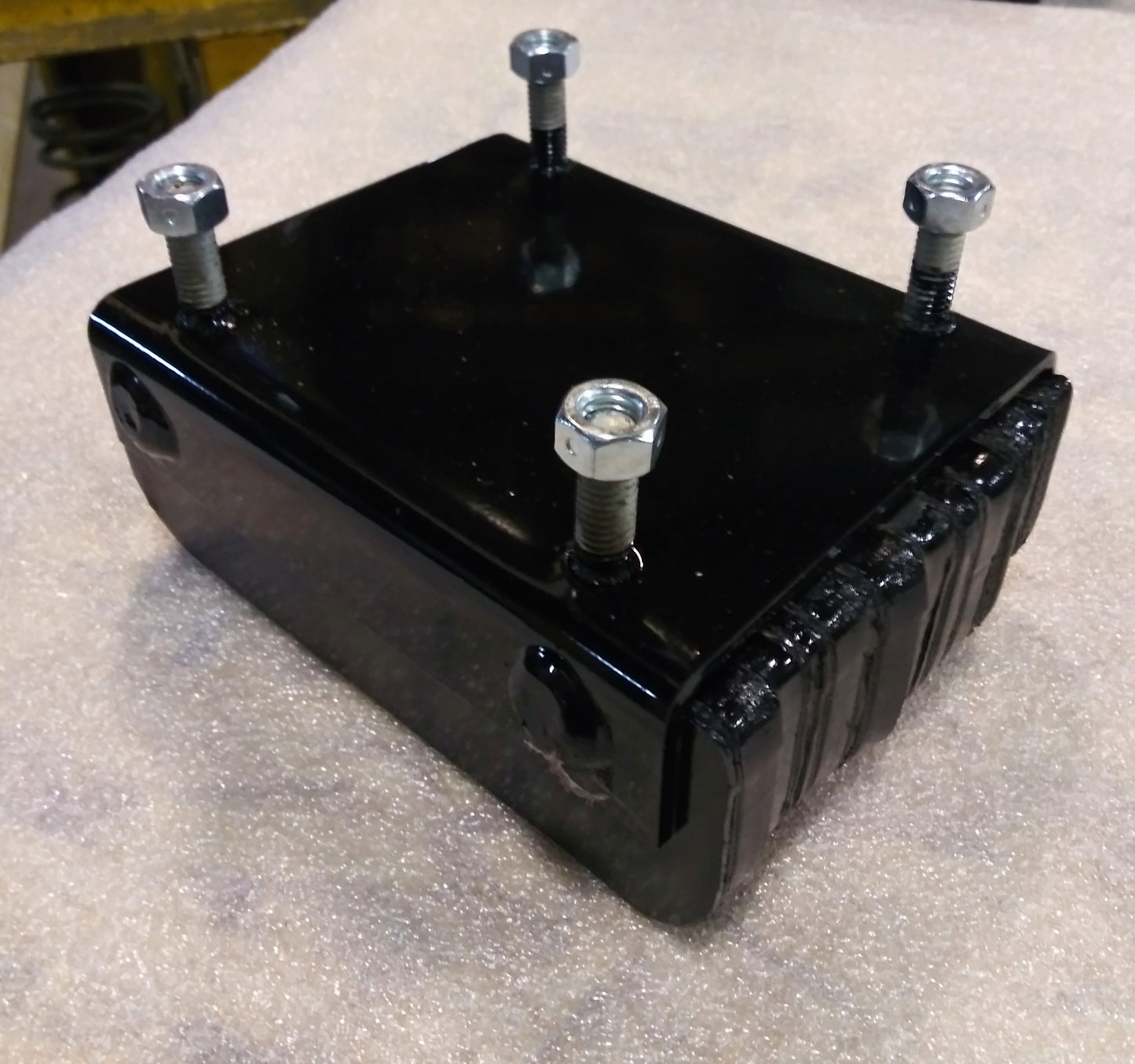 Tym/Branson BH100 Mahindra 25 & 26